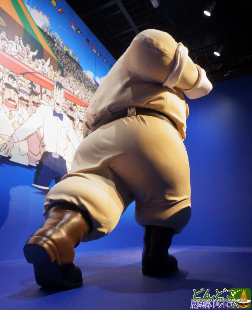 【写真撮影スポット】紅の豚「ポルコ・ロッソ」と殴り合いシーン♪ジブリのなりきり名場面展