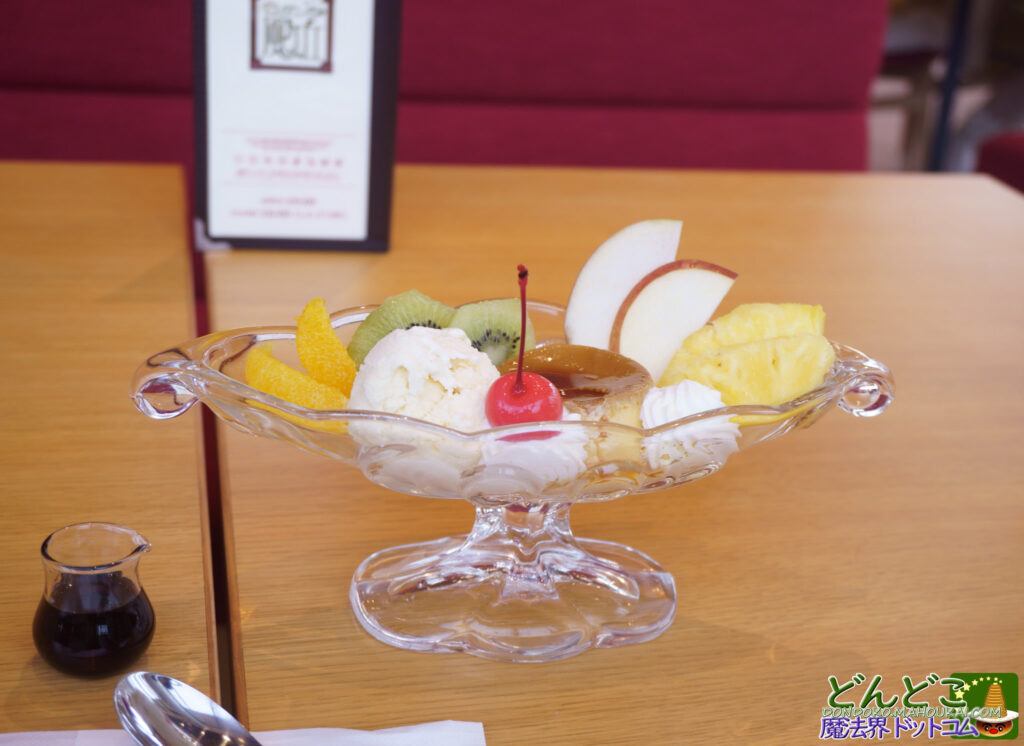 カフェ ロタンダ風ヶ丘|紅の豚 サボイア 展示 ナポリタン etc|ジブリパーク(無料エリア)モリコロパーク|愛・地球博記念公園 北口