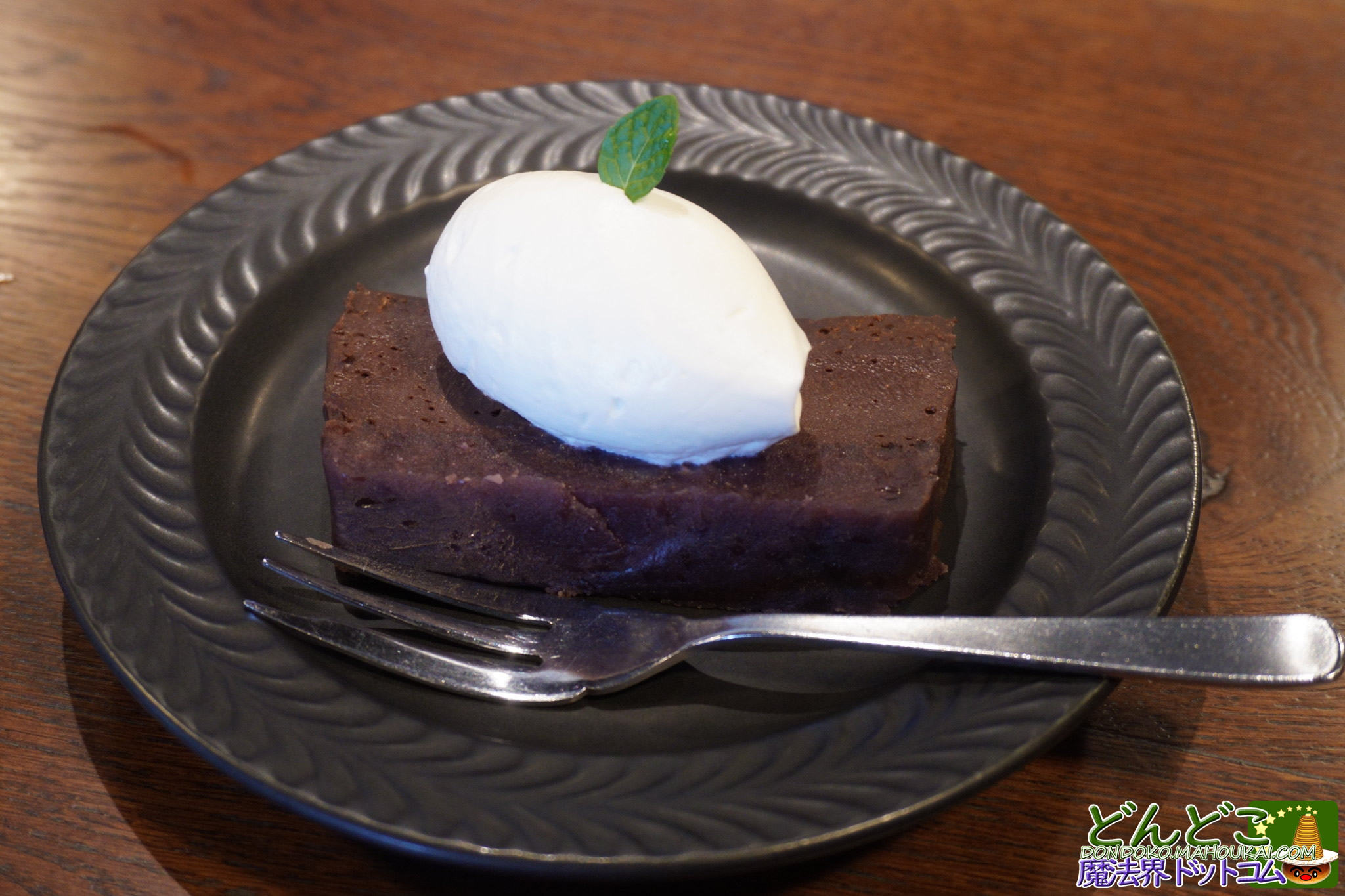 暗黒のテリーヌ 2026年1月スイーツ｜魔女の谷 レストラン 空飛ぶオーブン ジブリパーク