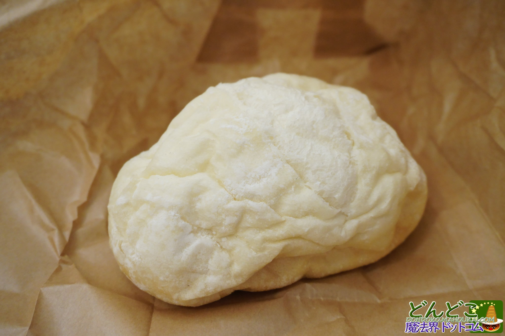 白パンの写真｜グーチョキパン屋 魔女の谷 ジブリパーク