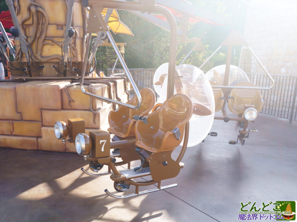 ジブリパーク「天空の城ラピュタ」モチーフの乗り物「フライングマシン」魔女の谷