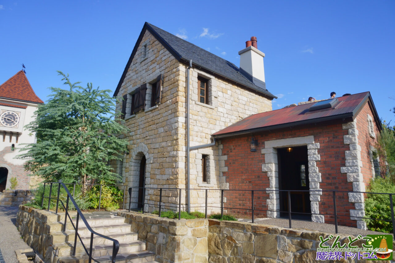 飛行機乗りの塔 パズーやトンボの気分になれる♪|魔女の谷 ジブリパーク