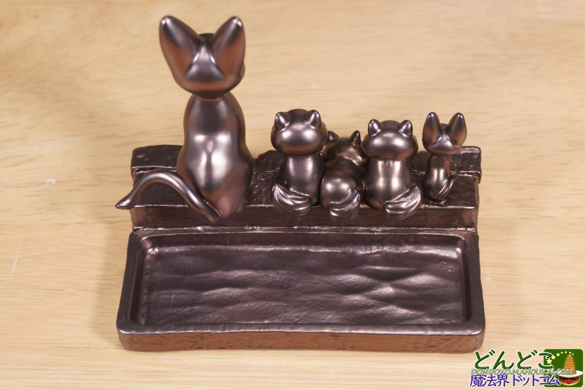 ジジと子猫たち（魔女の宅急便）メタル置物｜魔女の谷 ジブリパーク限定グッズ