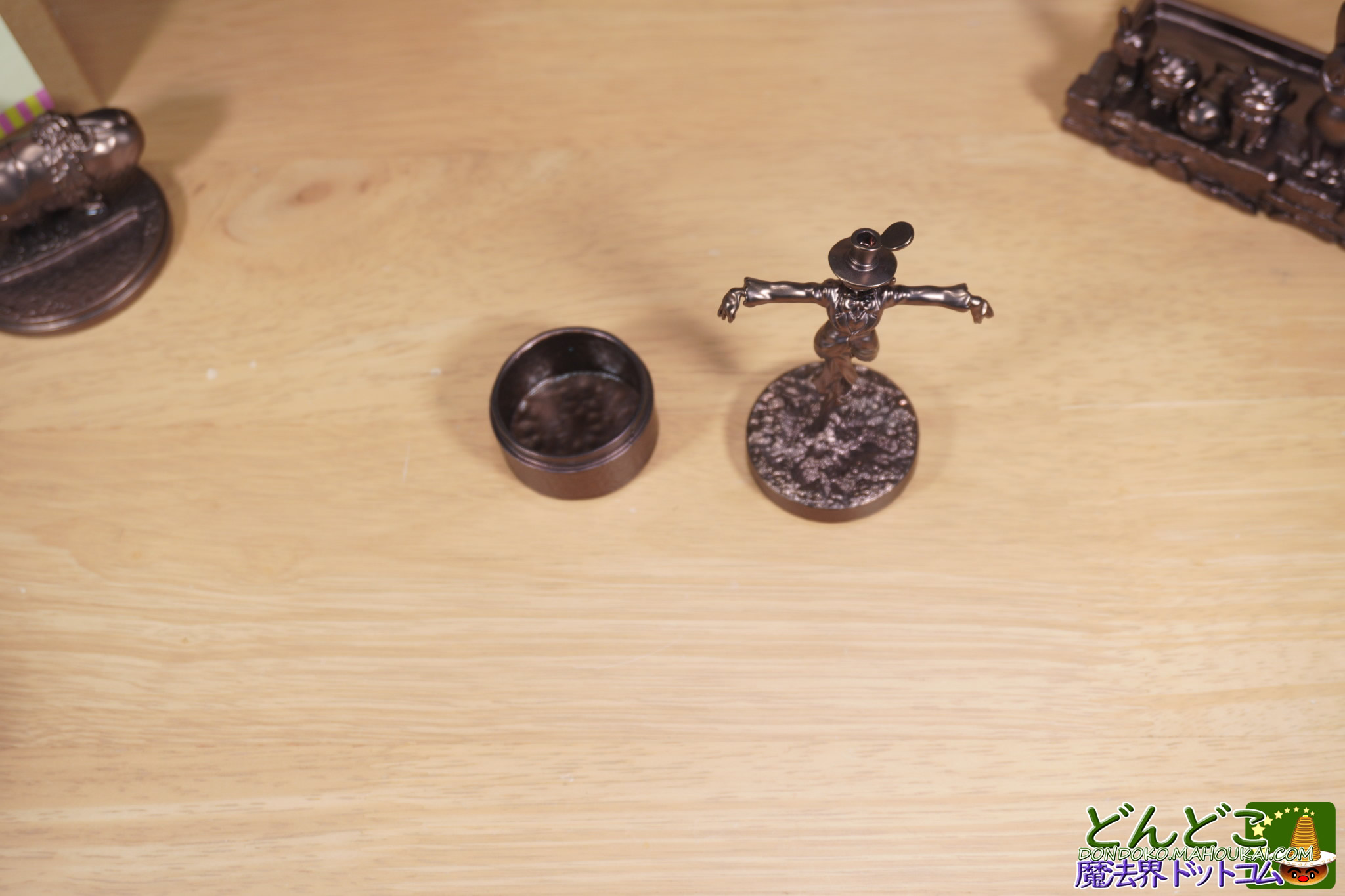 かかしのカブ（ハウルの動く城）メタル置物 魔女の谷限定グッズ